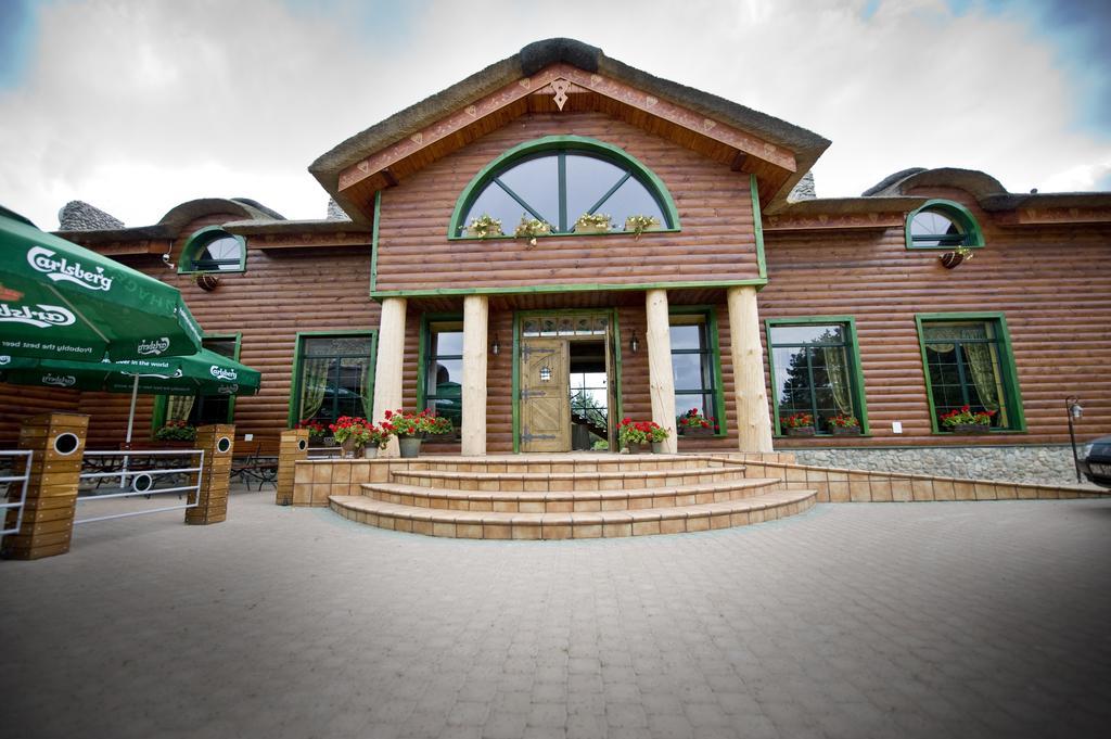 Karczma Biesiadna Bed & Breakfast Dalnia Luaran gambar