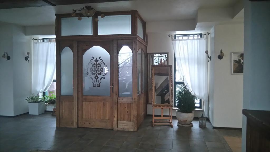 Karczma Biesiadna Bed & Breakfast Dalnia Luaran gambar