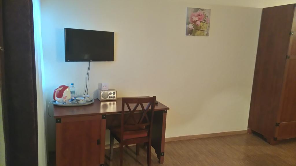 Karczma Biesiadna Bed & Breakfast Dalnia Luaran gambar
