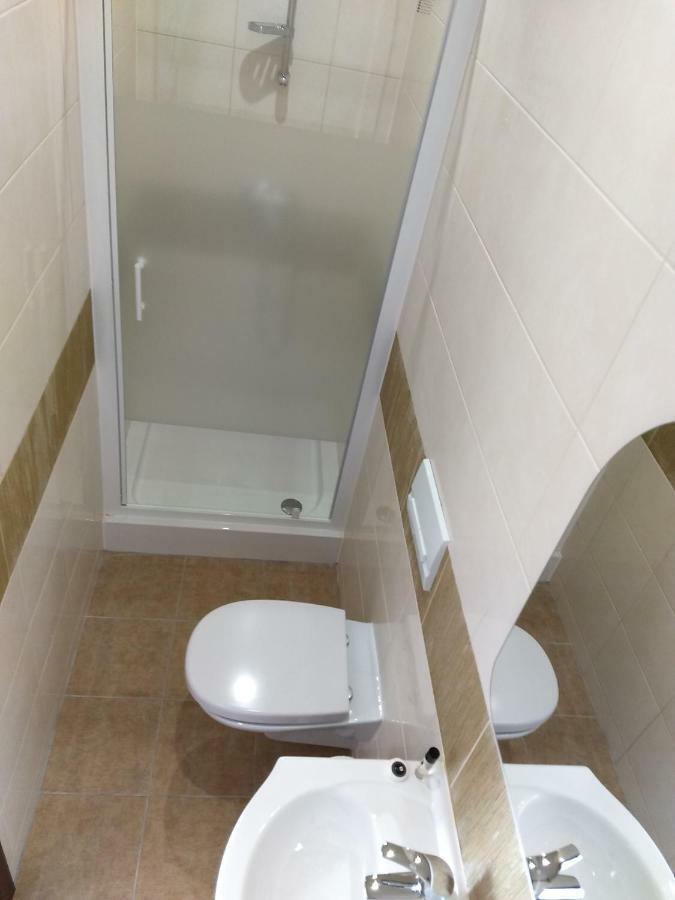 Karczma Biesiadna Bed & Breakfast Dalnia Luaran gambar