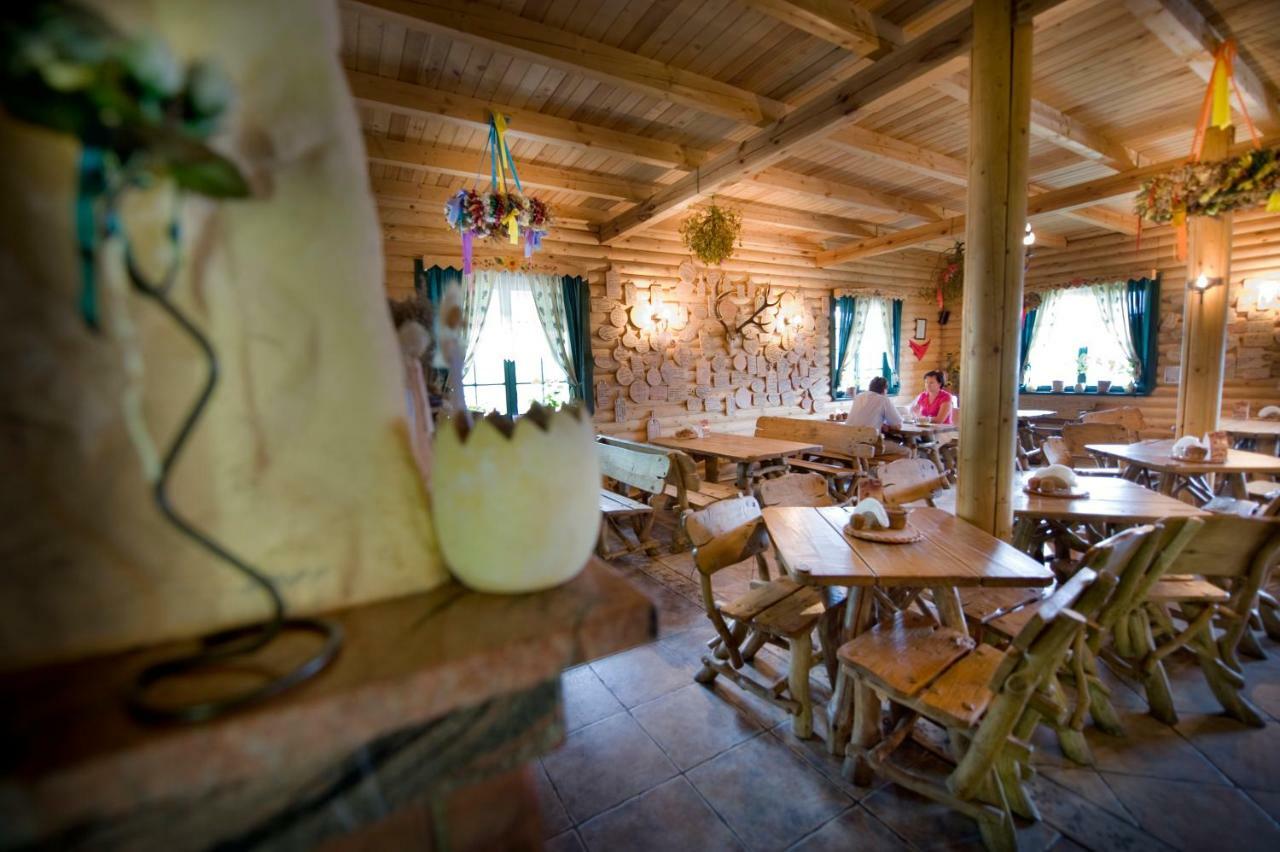 Karczma Biesiadna Bed & Breakfast Dalnia Luaran gambar