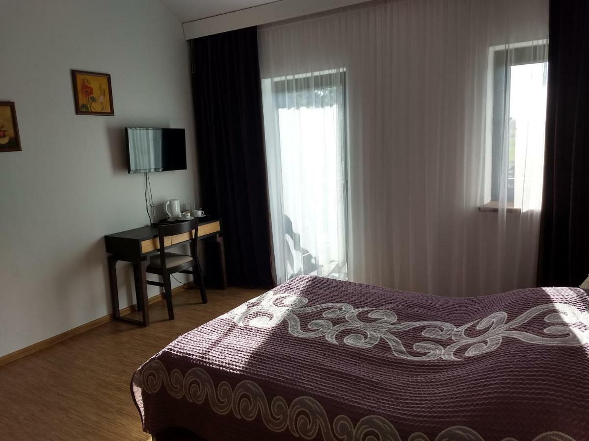 Karczma Biesiadna Bed & Breakfast Dalnia Luaran gambar