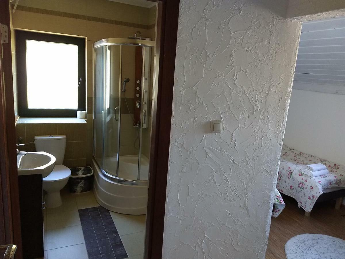 Karczma Biesiadna Bed & Breakfast Dalnia Luaran gambar