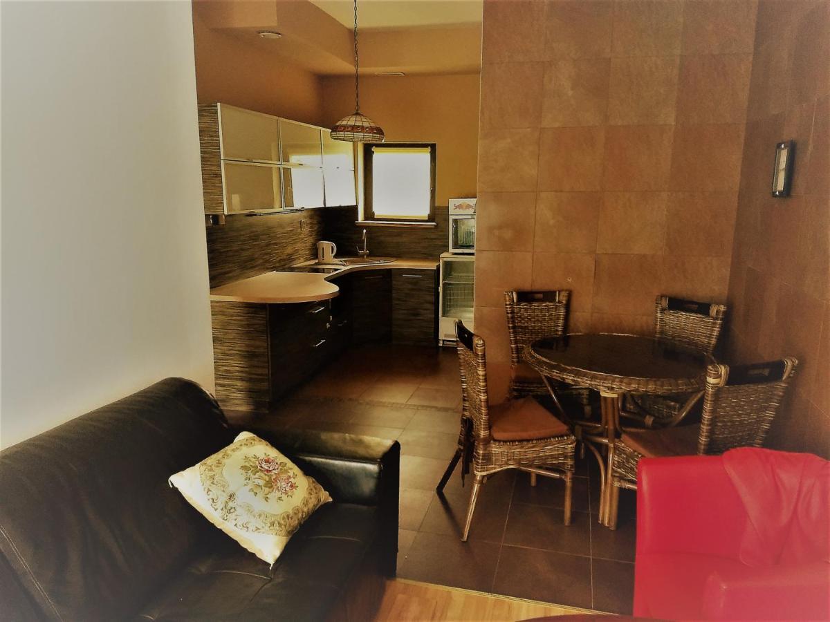 Karczma Biesiadna Bed & Breakfast Dalnia Luaran gambar